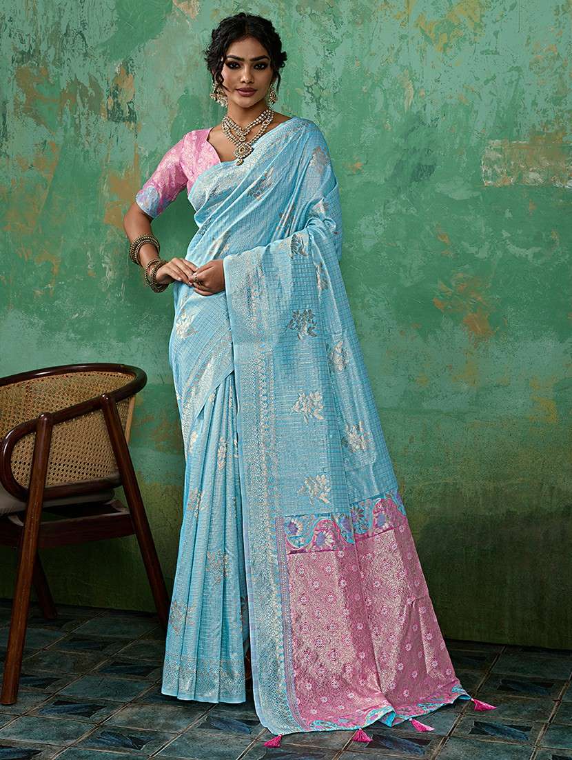 women self design banarasi saree with blouse