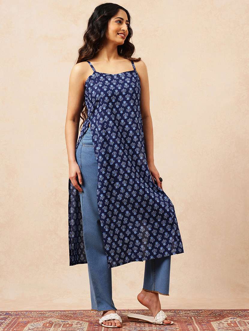 Women Printed Shoulder Strap Straight Kurta - 22540260 -  Standard Image - 5