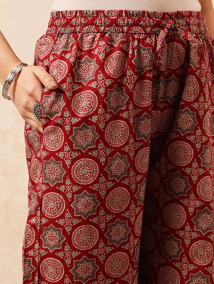 women printed three quarter sleeves kurta pant set with dupatta - 22540281 -  Standard Image - 5