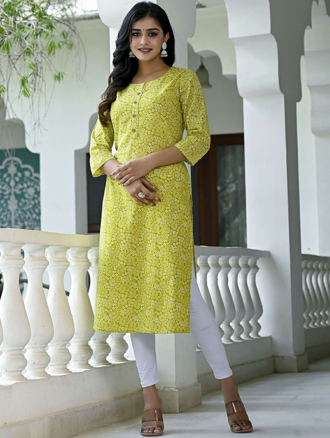 women printed three quarter sleeve straight kurta