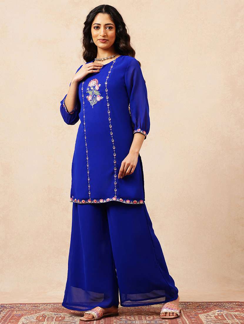 women embroidered three quarter sleeves kurta palazzo set - 22540460 -  Standard Image - 3