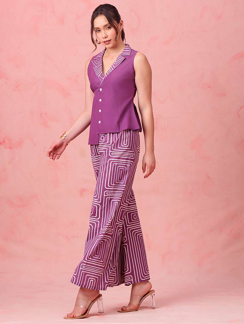 women printed sleeveless ethnic co-ord set - 22540487 -  Standard Image - 3