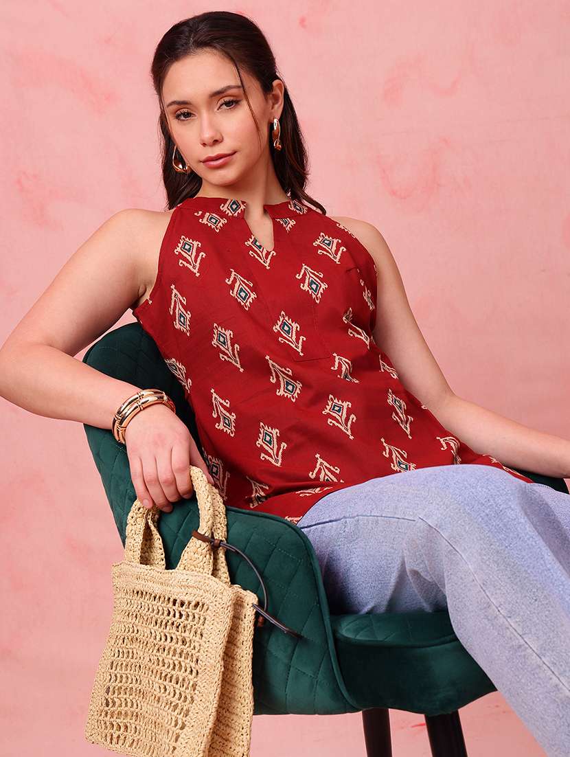 women printed sleeveless straight kurti