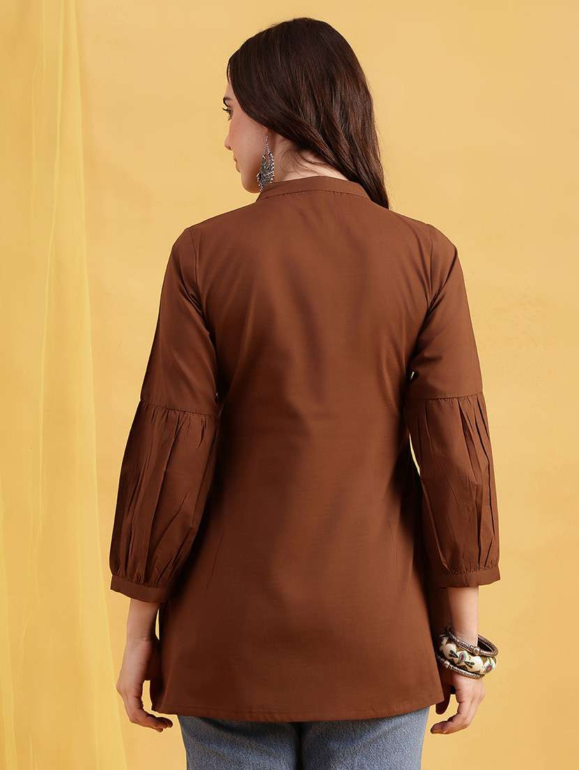 Women Solid Three Quarter Sleeves A-line Tunic - 22540598 -  Standard Image - 3