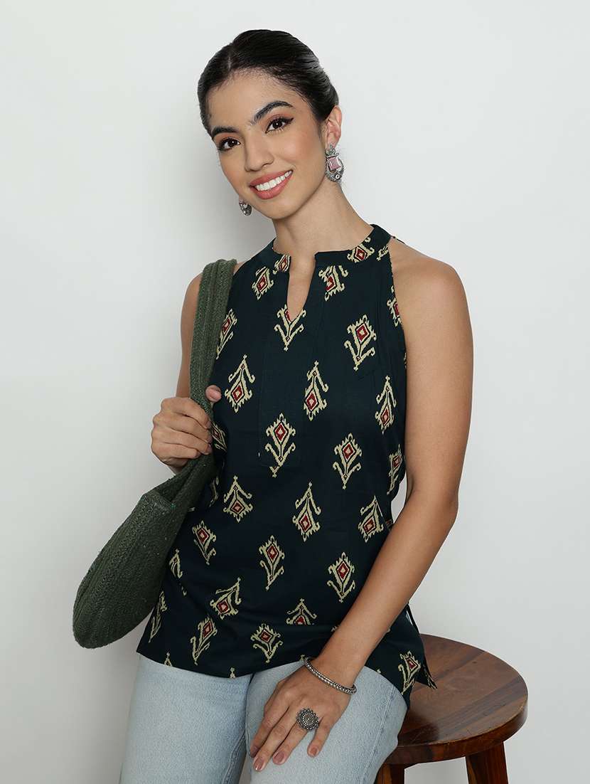 women printed sleeveless straight kurti