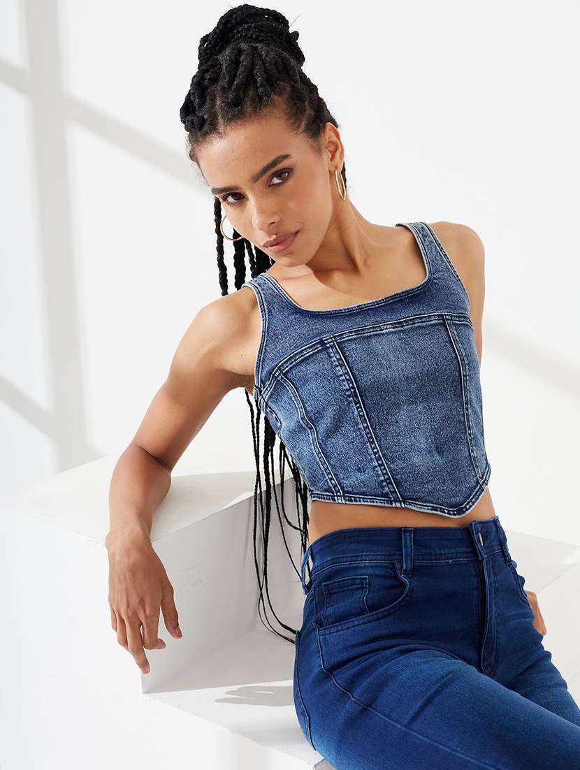 women solid sleeveless crop top