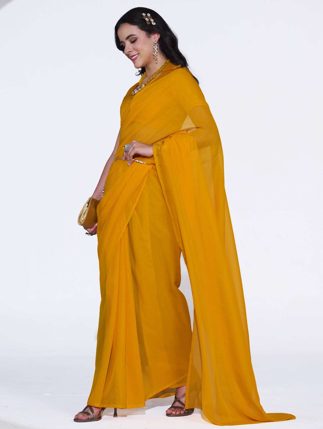 Women Solid Plain Saree With Blouse - 22540827 -  Standard Image - 3