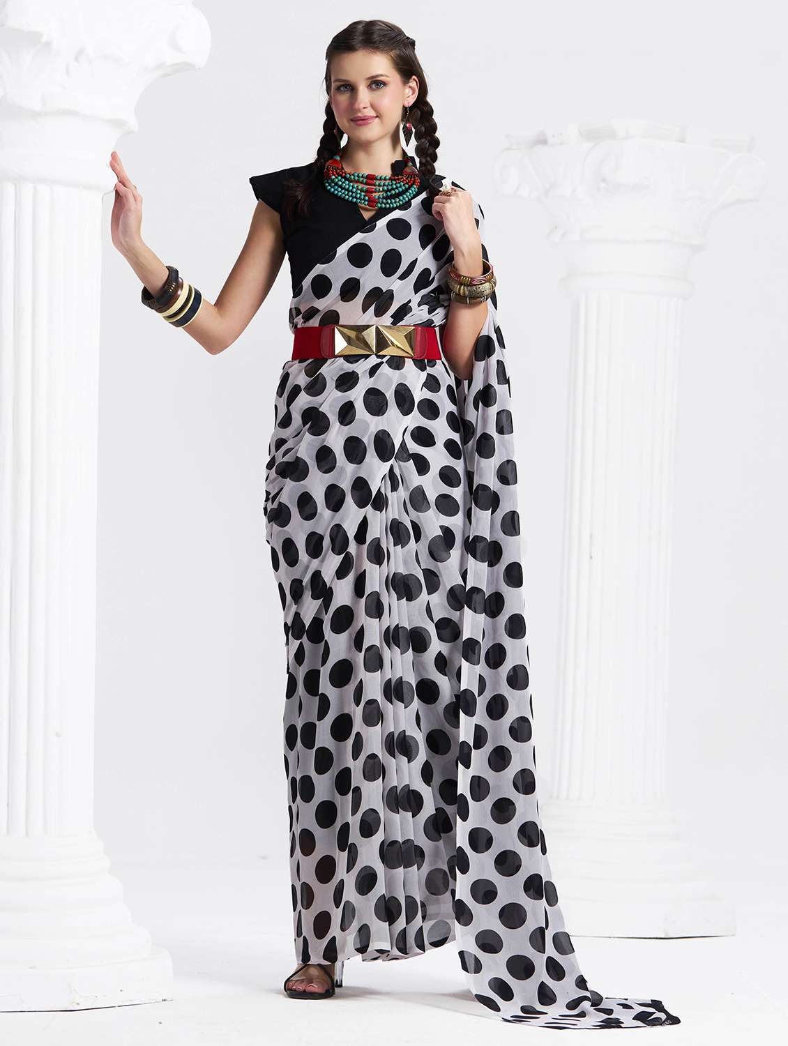 women printed casual wear saree with blouse