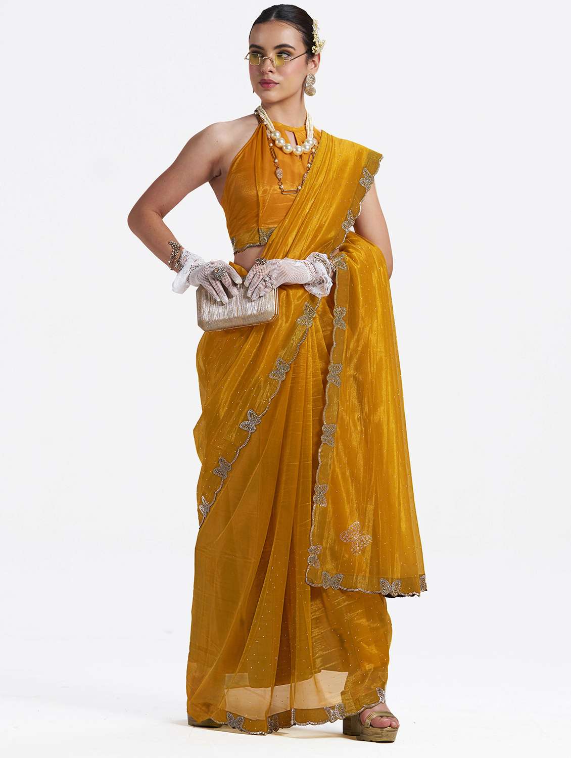 women solid with work embellished saree with blouse - 22540870 -  Standard Image - 3