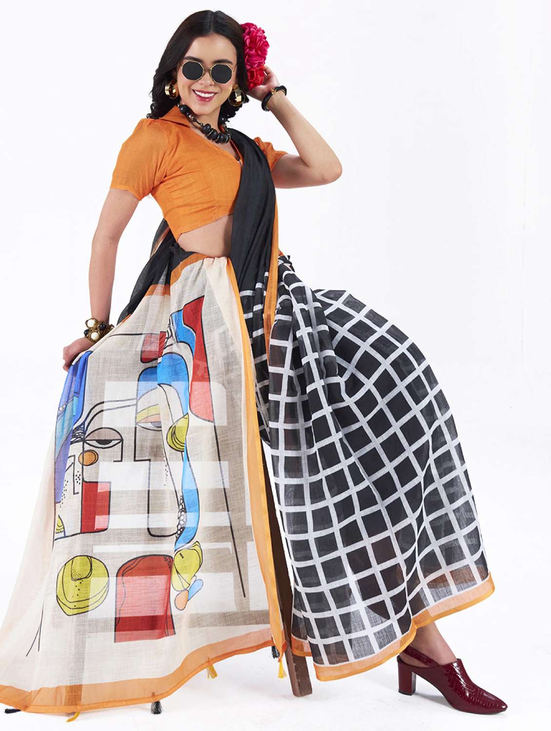 Women Printed Casual Wear Saree With Blouse - 22540914 -  Standard Image - 5