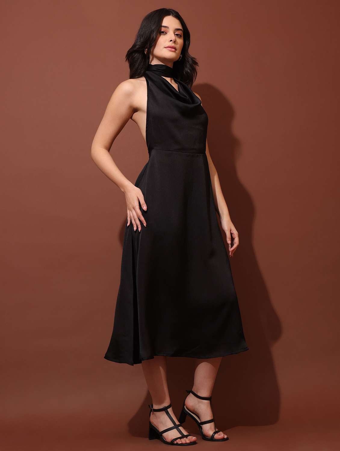 women solid halter neck a-line dress - 22541085 -  Standard Image - 3