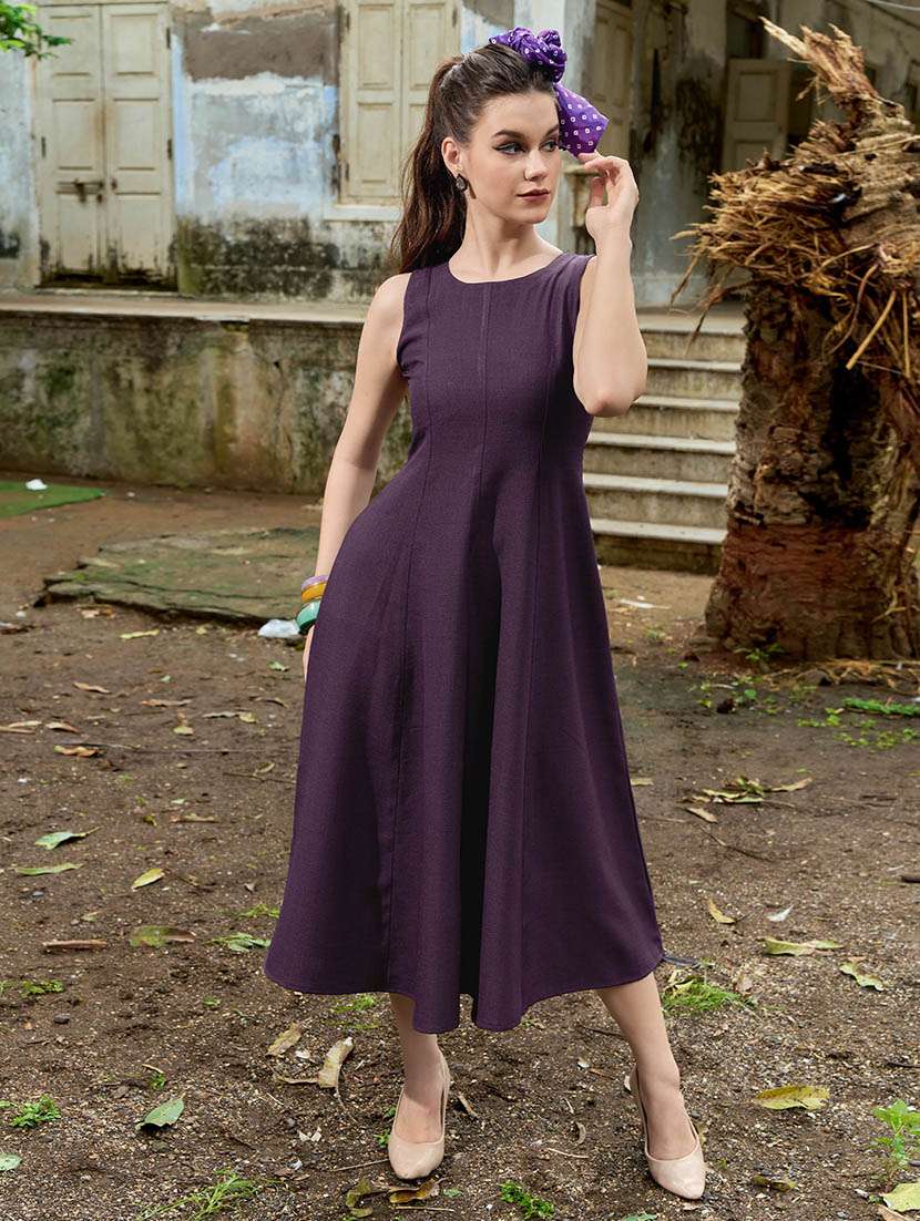 women solid sleeveless fit and flare dress