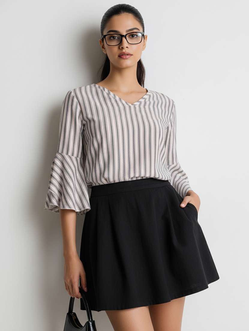 women printed v neck regular top