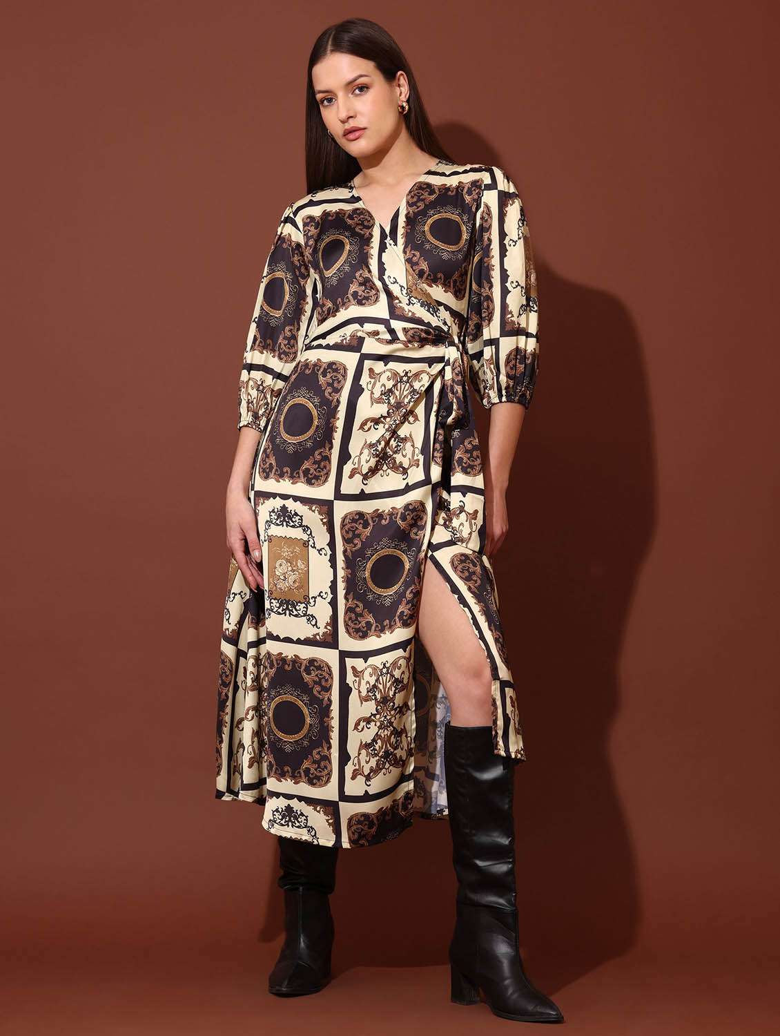 women printed three quarter sleeves wrap dress