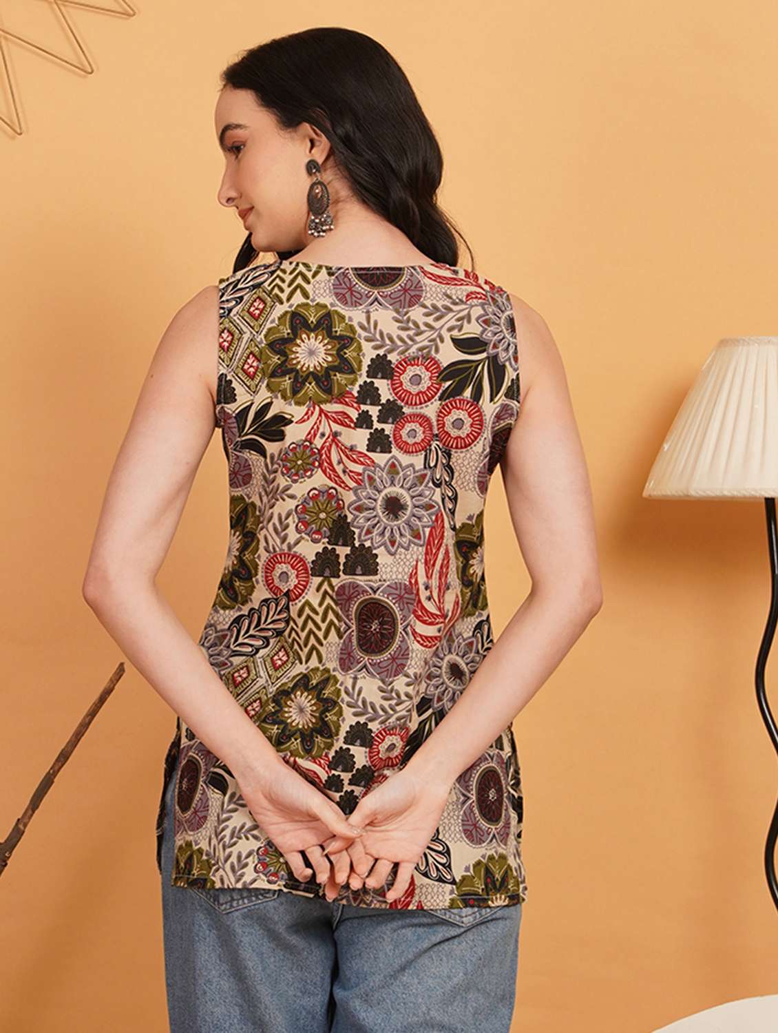 women printed sleeveless straight kurti - 22541318 -  Standard Image - 3