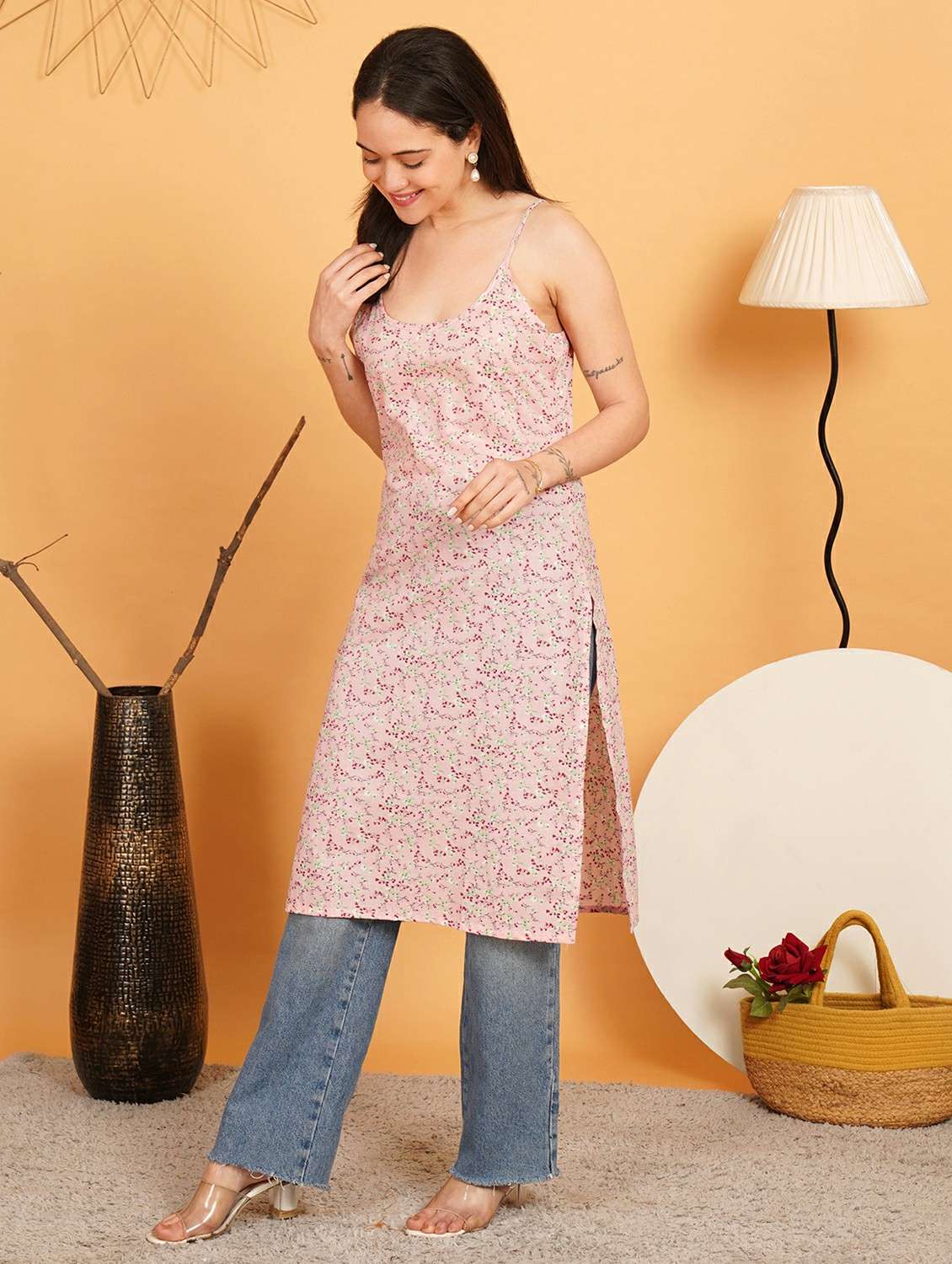 women floral shoulder strap straight kurta - 22541322 -  Standard Image - 3