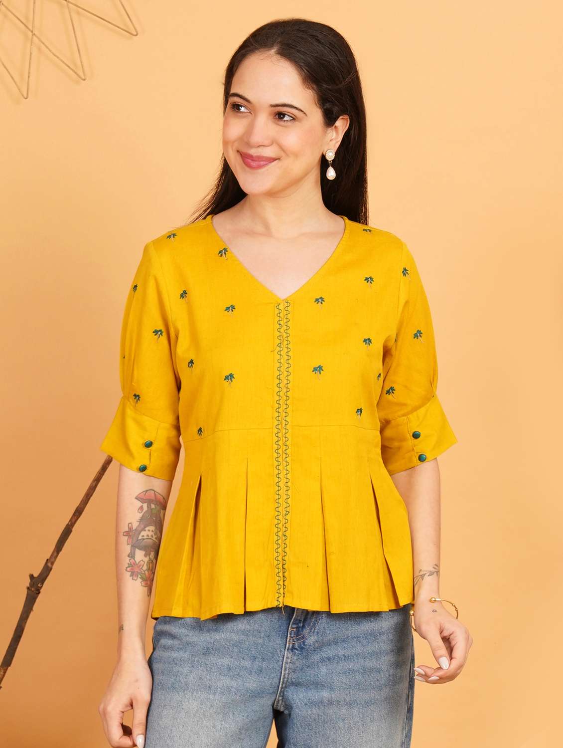 women embroidered puff sleeve a line top