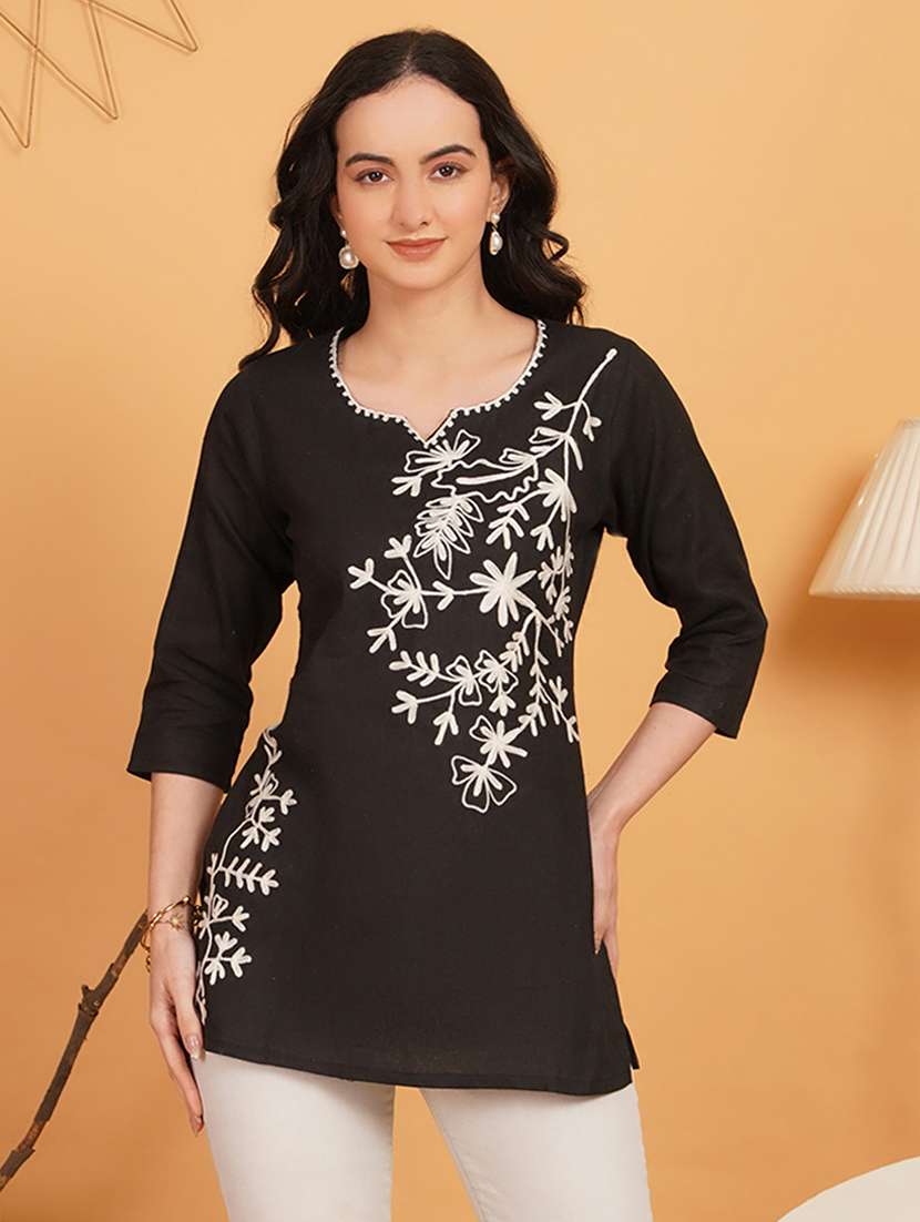 women embroidered notch neck straight kurti