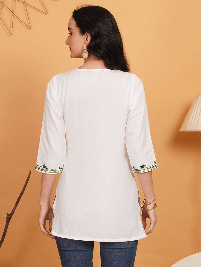women embroidered notch neck straight kurti - 22541419 -  Standard Image - 3