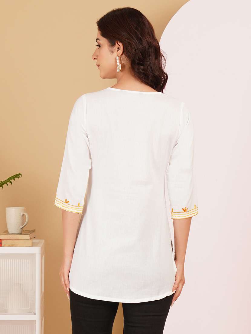 women embroidered notch neck straight kurti - 22541433 -  Standard Image - 3