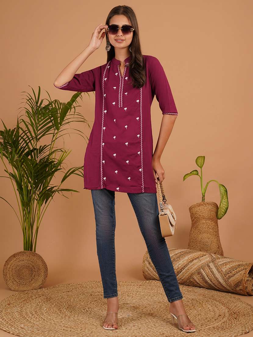 women embroidered three quarter sleeve straight kurti - 22541513 -  Standard Image - 5