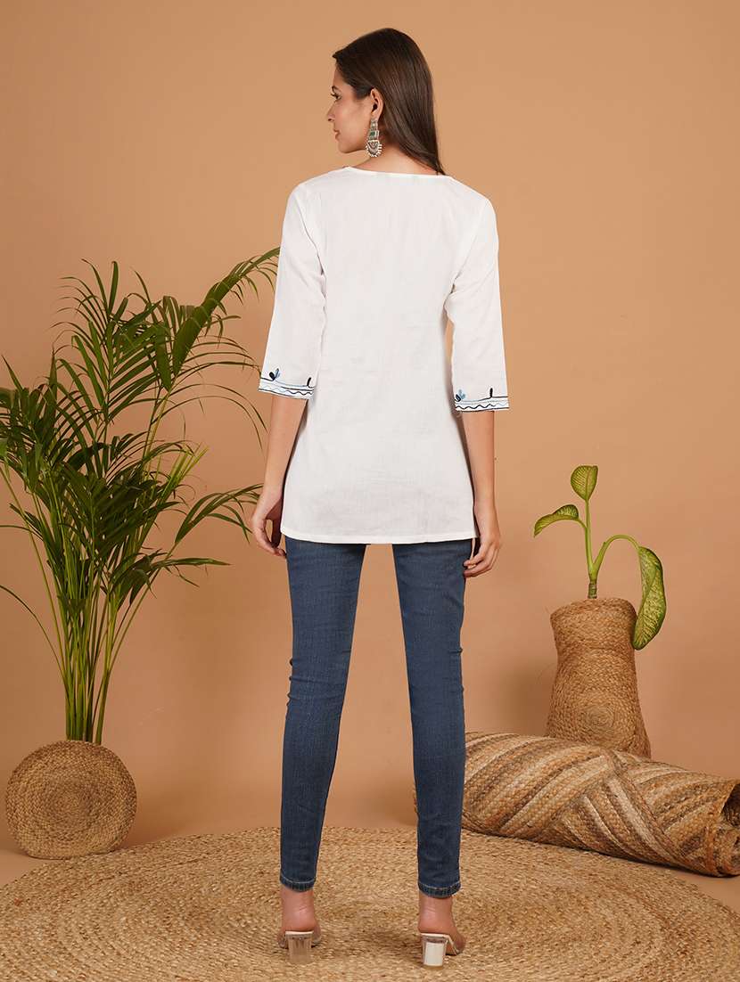 women embroidered notch neck straight kurti - 22541534 -  Standard Image - 5