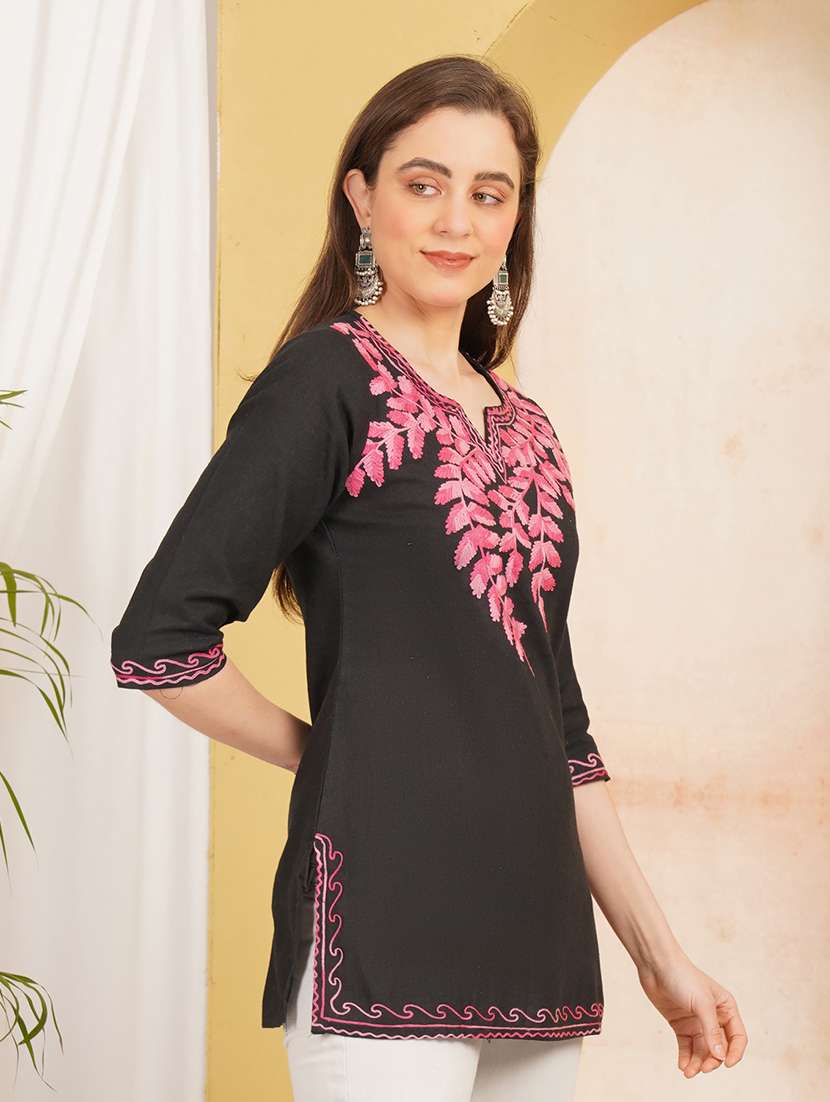 Women Embroidered Notch Neck Straight Kurti - 22541536 -  Standard Image - 3