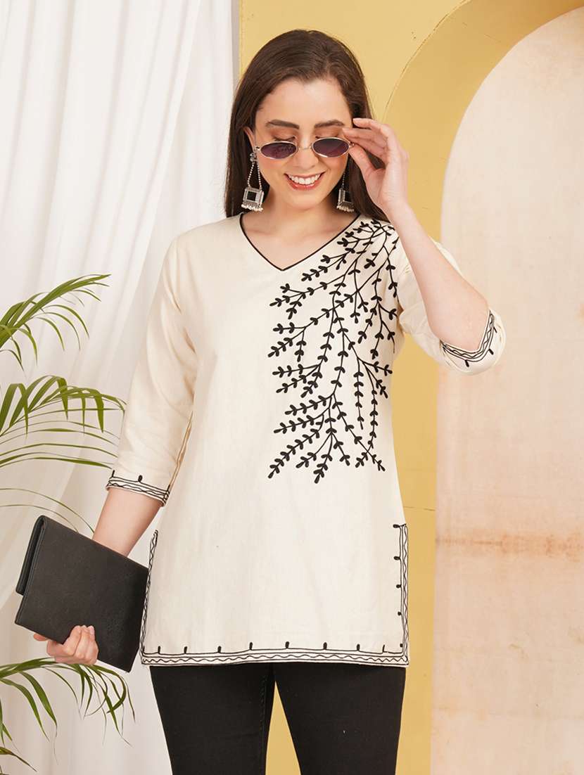 women embroidered v neck straight kurti
