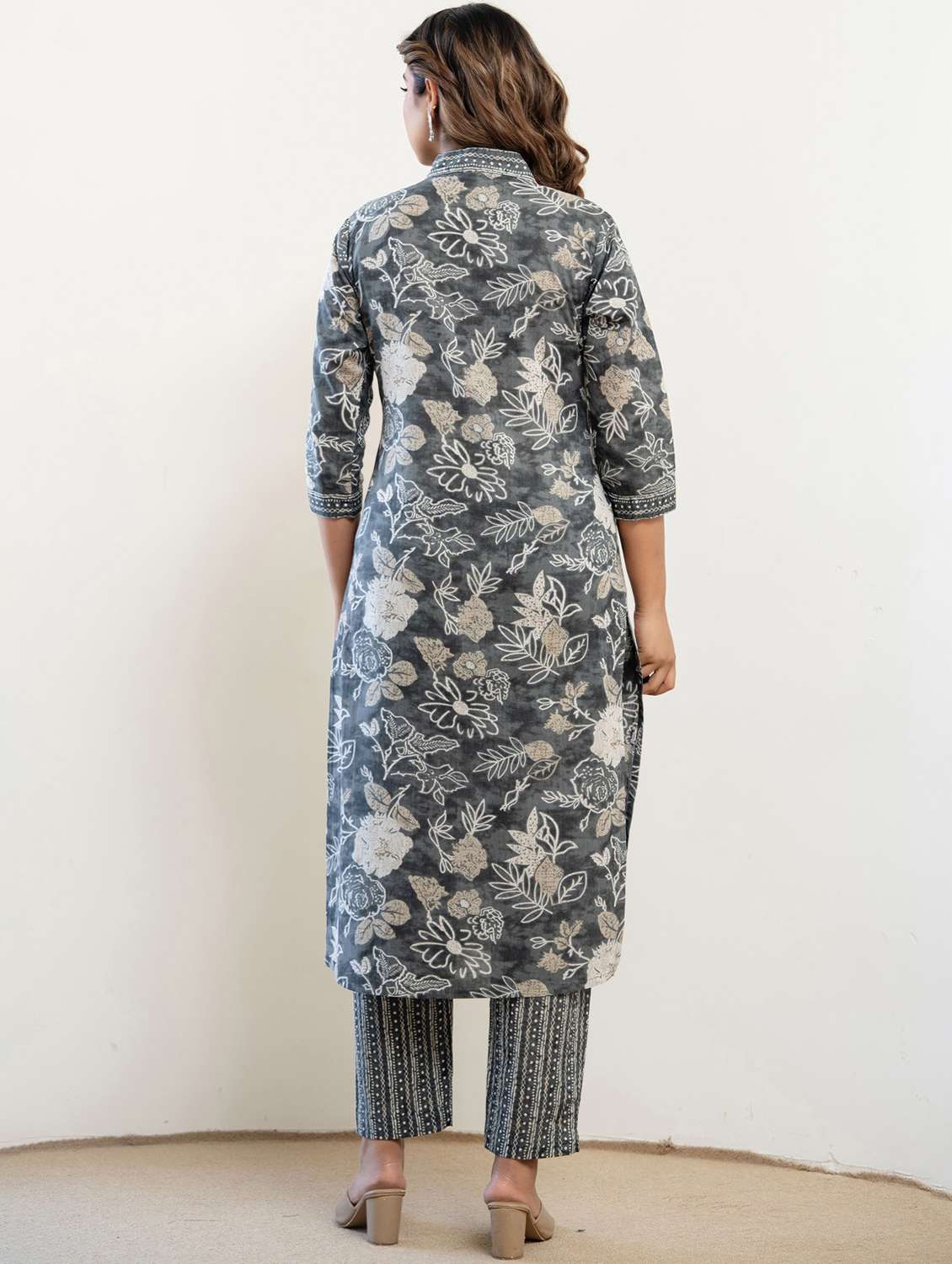 women printed three quarter sleeve kurta pant with dupatta set - 22541981 -  Standard Image - 3