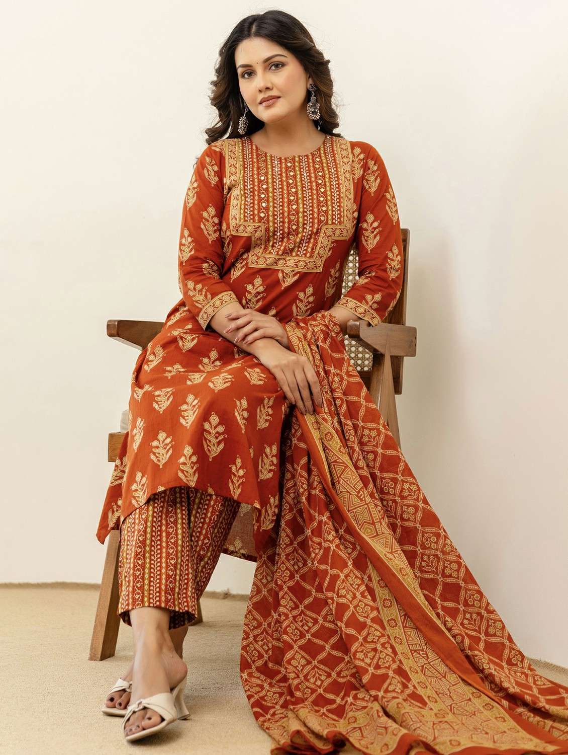 women printed three quarter sleeve kurta pant with dupatta set - 22542014 -  Standard Image - 5
