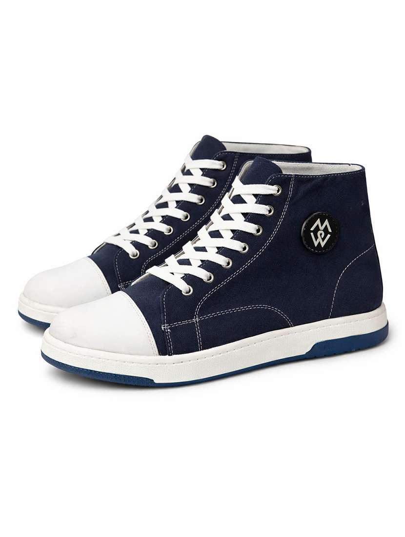 men solid lace up high ankle sneakers