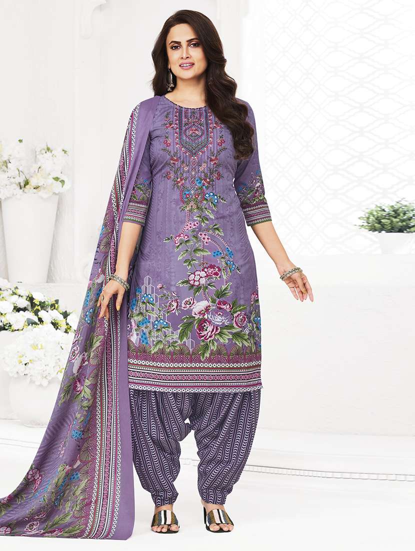 women printed three quarter sleeve kurta patiala with dupatta set