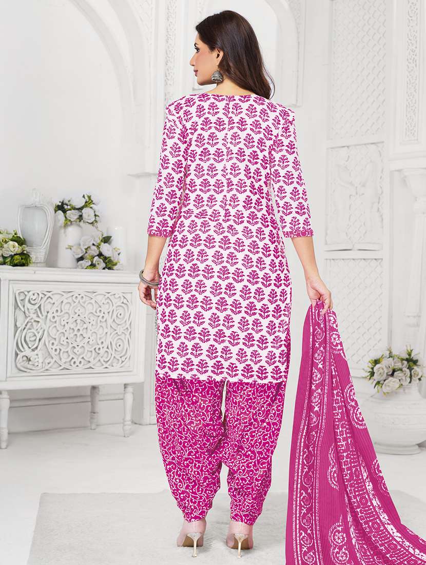 women printed three quarter sleeve kurta patiala with dupatta set - 22542120 -  Standard Image - 3