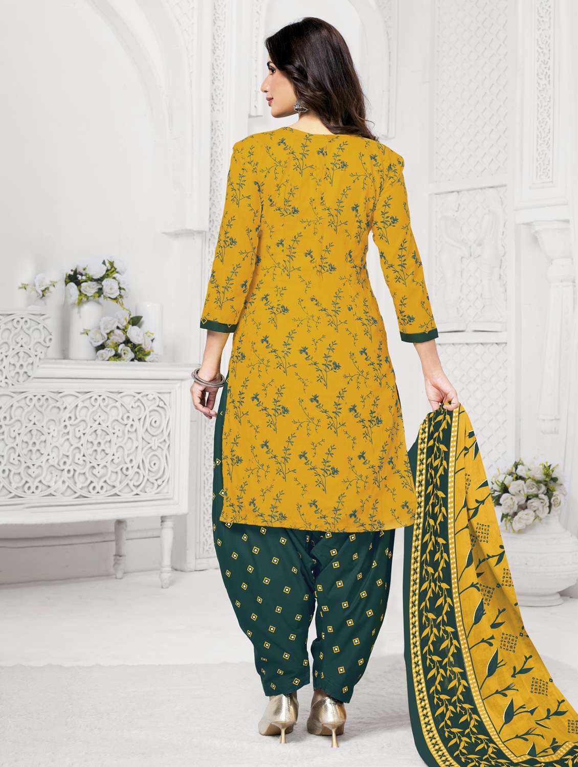 Women Printed Three Quarter Sleeve Kurta Patiala With Dupatta Set - 22542125 -  Standard Image - 3