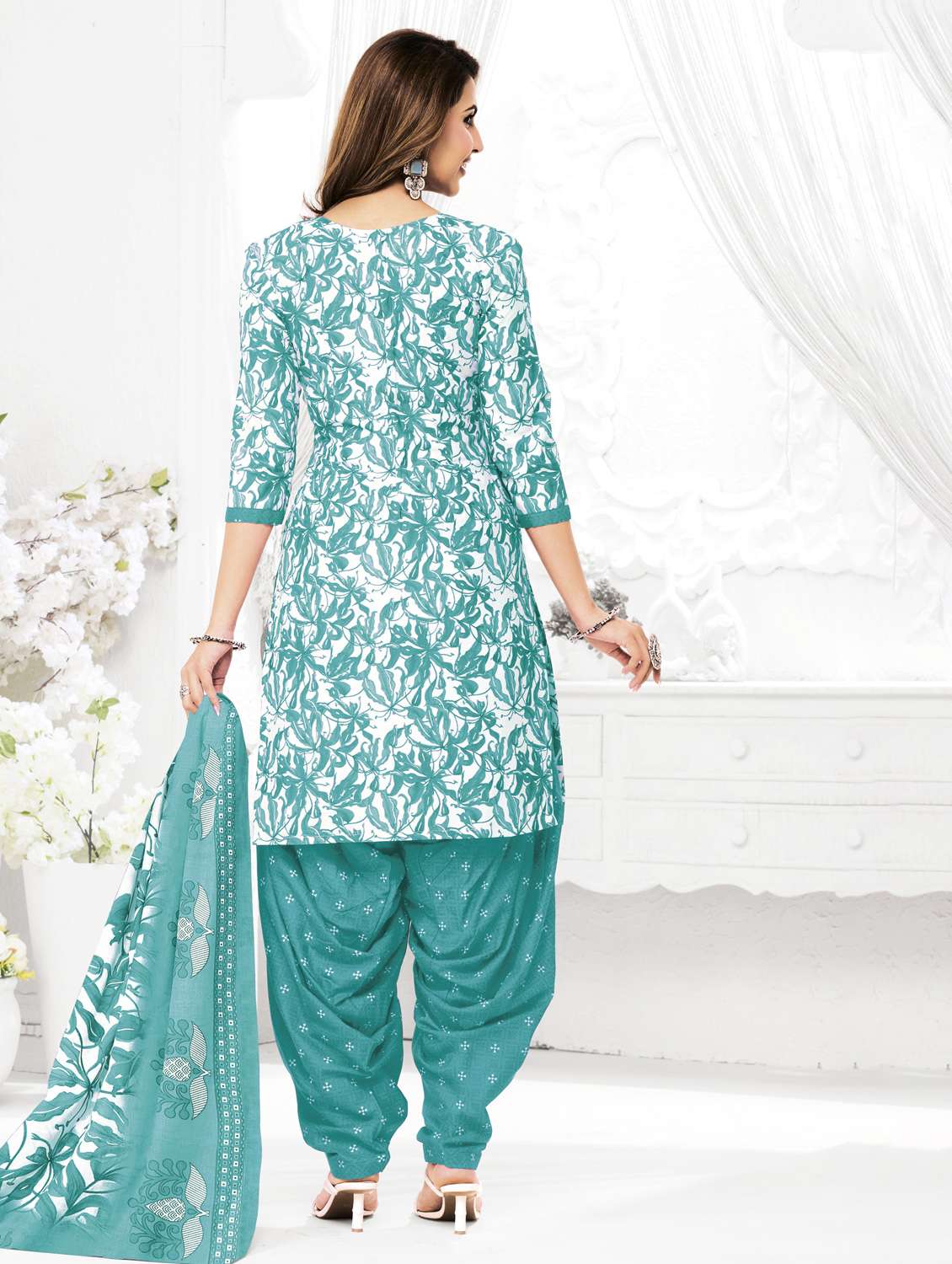women printed three quarter sleeve kurta patiala with dupatta set - 22542131 -  Standard Image - 3
