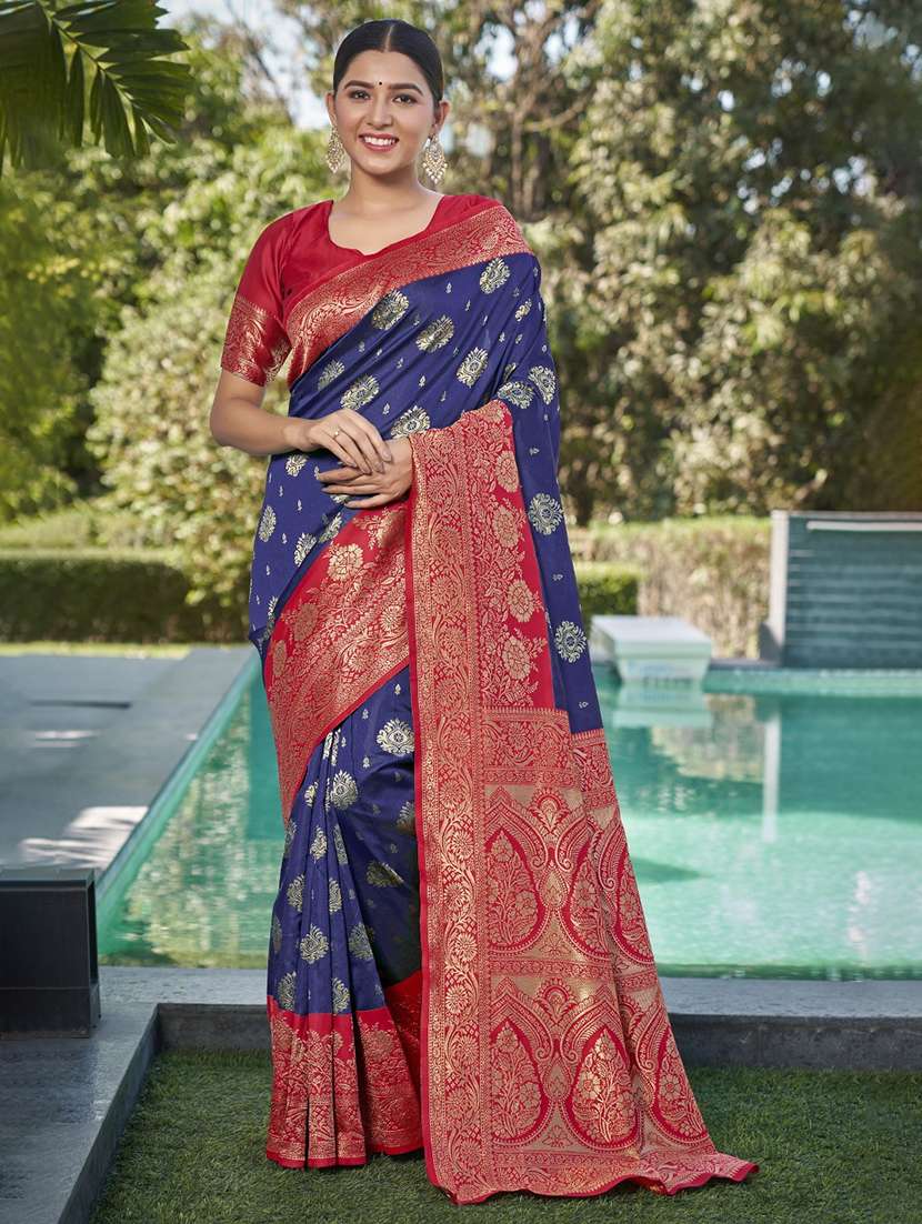 women self design banarasi saree with blouse