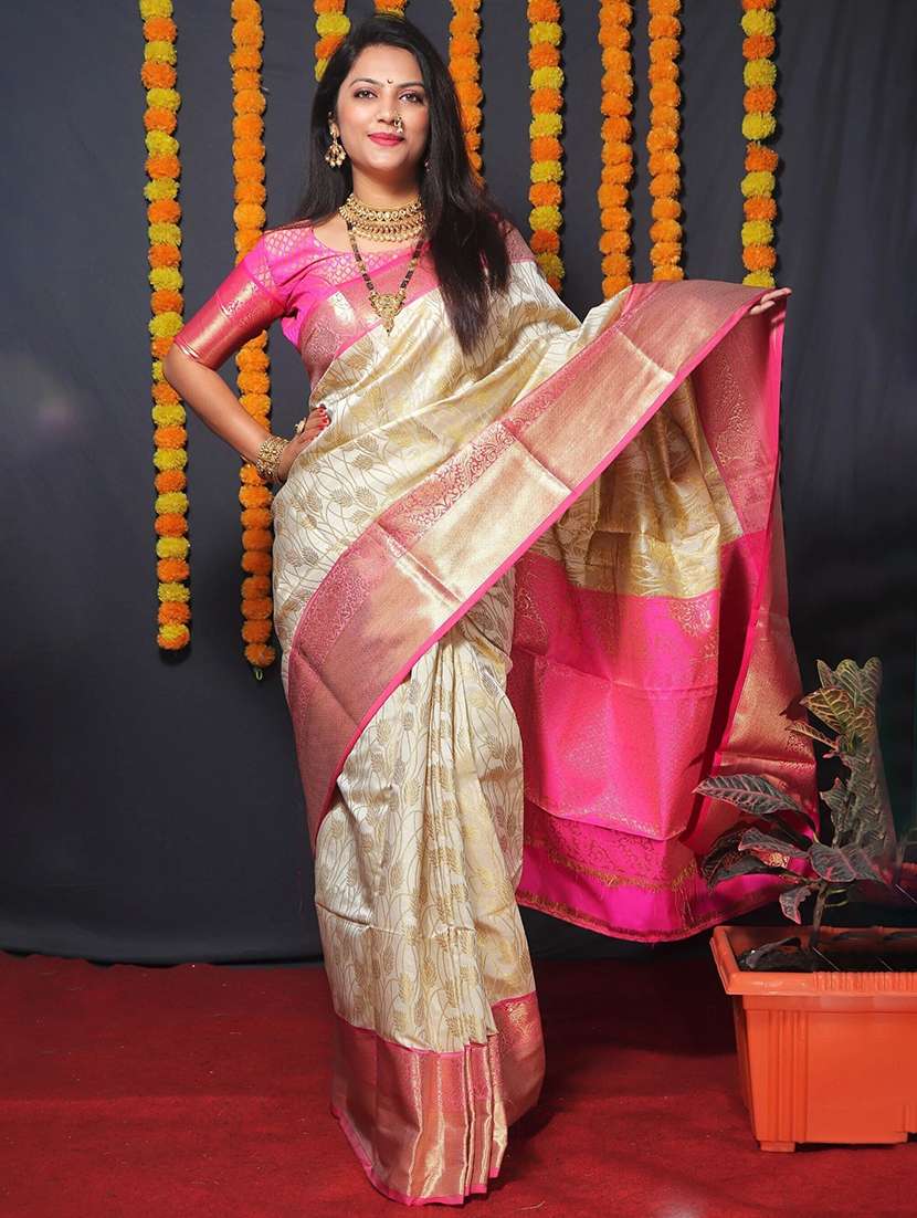 Women Self Design Banarasi Saree With Blouse - 22542157 -  Standard Image - 3