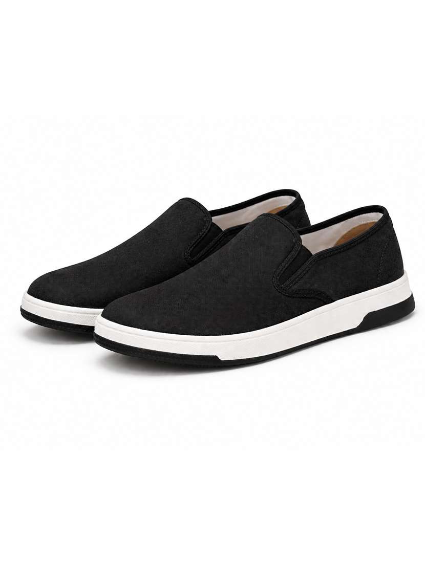 men solid slip on casual shoes