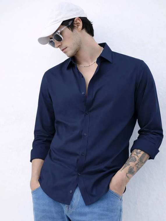 men solid collared regular fit casual shirt