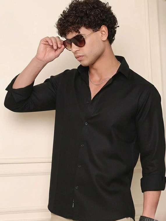 men solid collared regular fit casual shirt