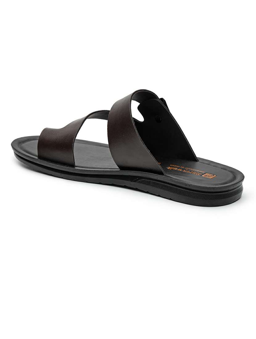 men solid one toe sandal  - 22542705 -  Standard Image - 3