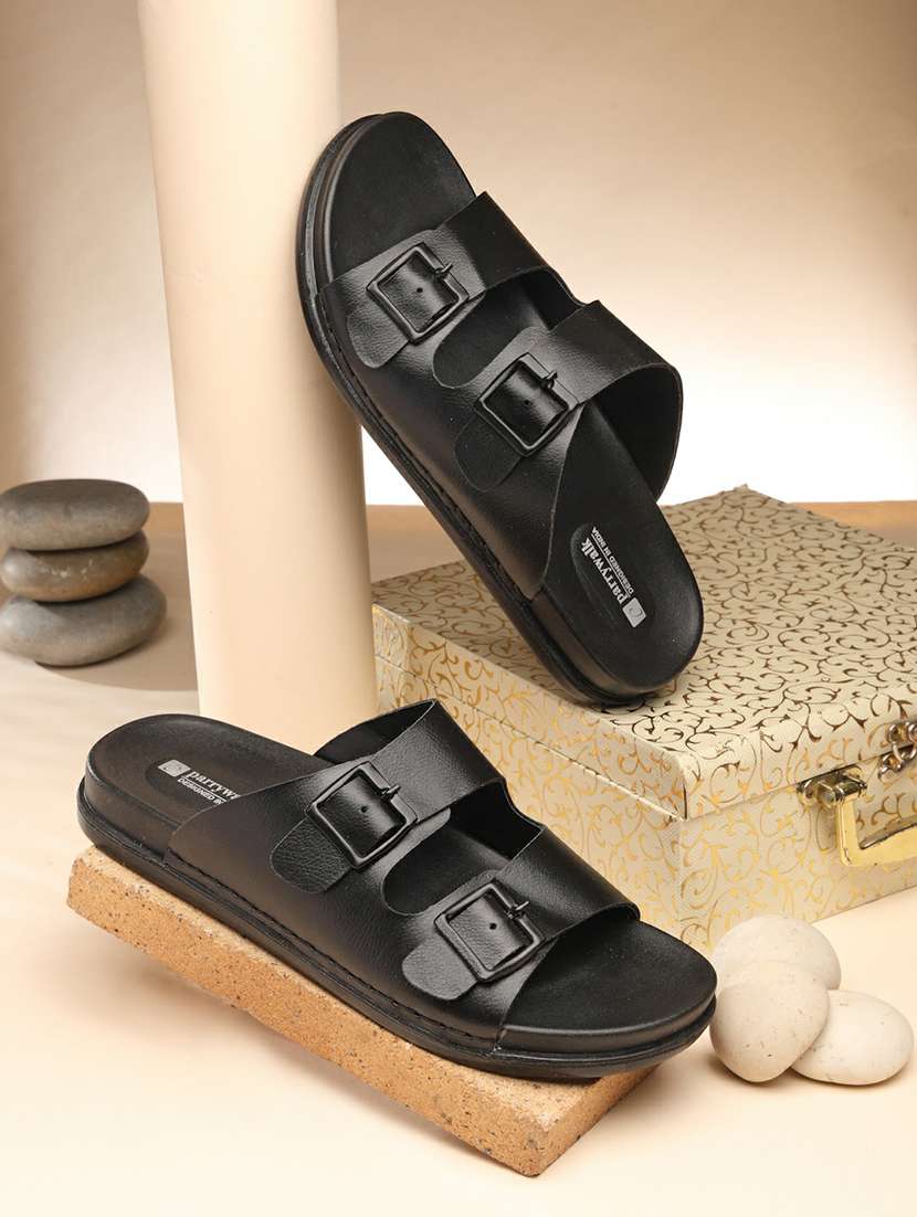 men solid slip on sandal