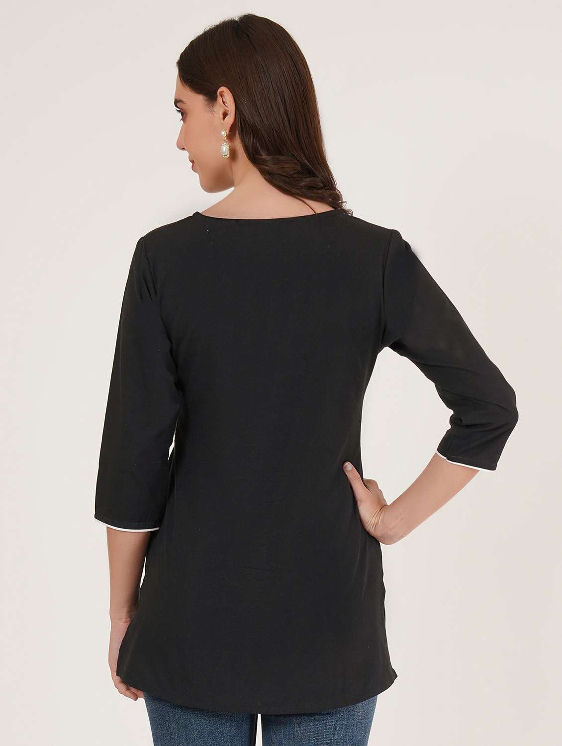 women embroidered notch neck straight kurti - 22542840 -  Standard Image - 3