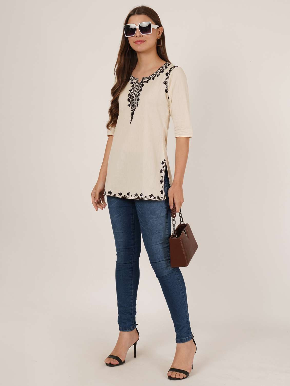 women embroidered notch neck straight kurti - 22542842 -  Standard Image - 5