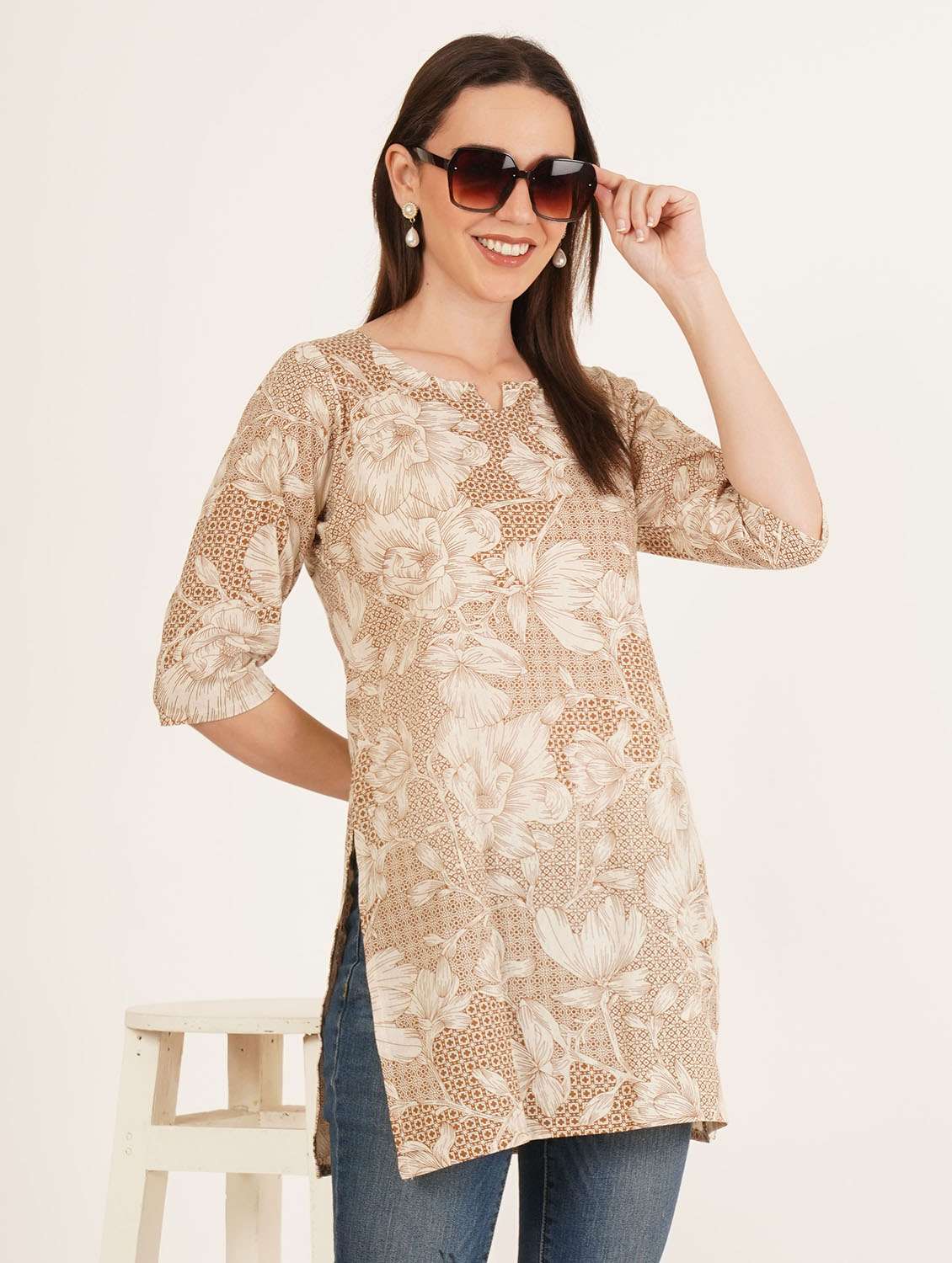 women printed three quarter sleeve straight kurti