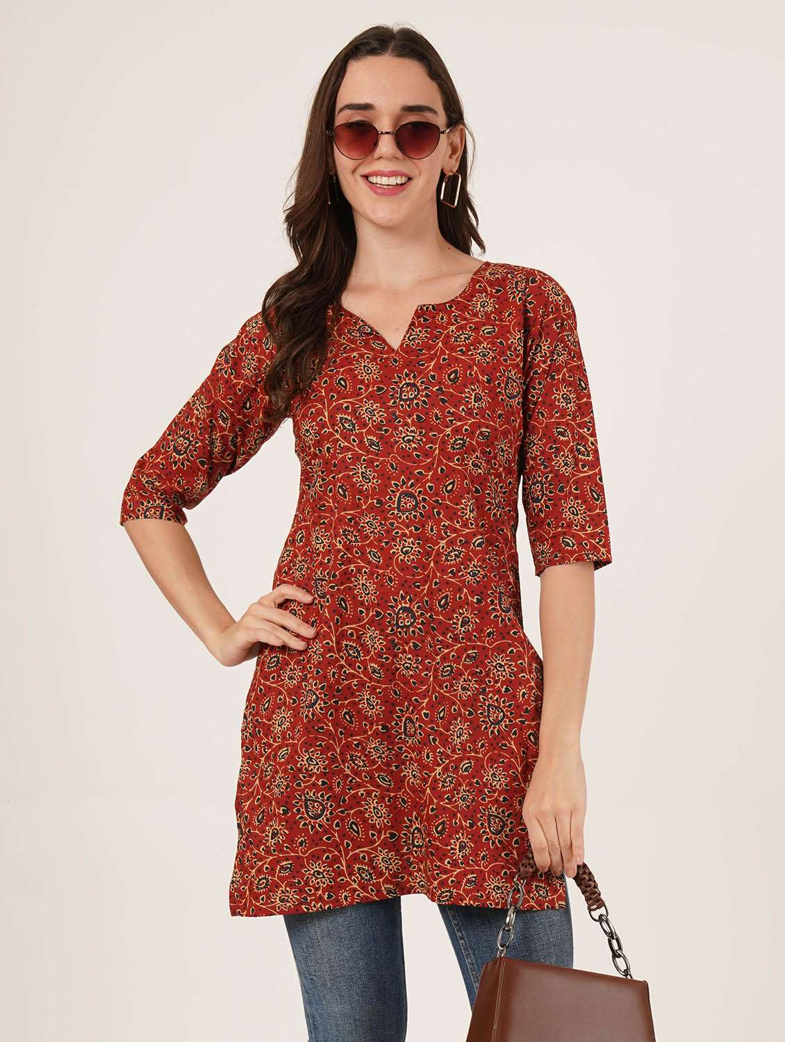 women printed three quarter sleeve straight kurti