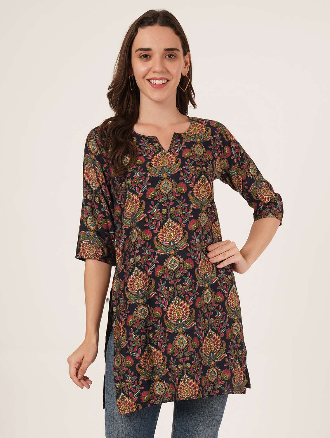 women printed three quarter sleeve straight kurti