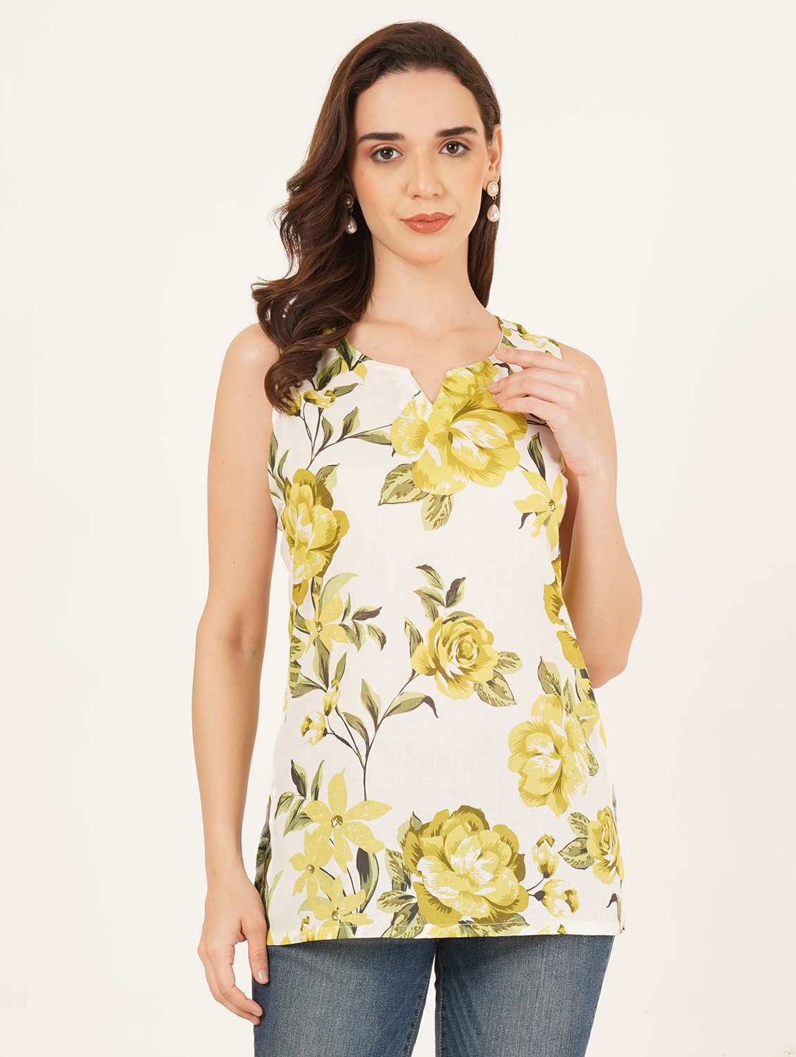 women printed sleeveless straight kurti