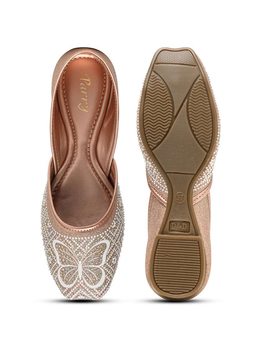 women embellished slip on jutis - 22543140 -  Standard Image - 5