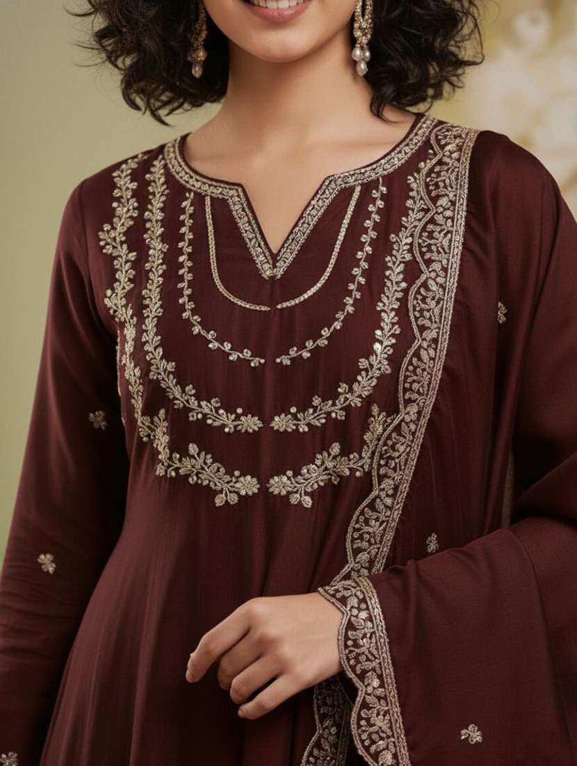 women embroidered long sleeves kurta pant set with dupatta - 22543476 -  Standard Image - 3